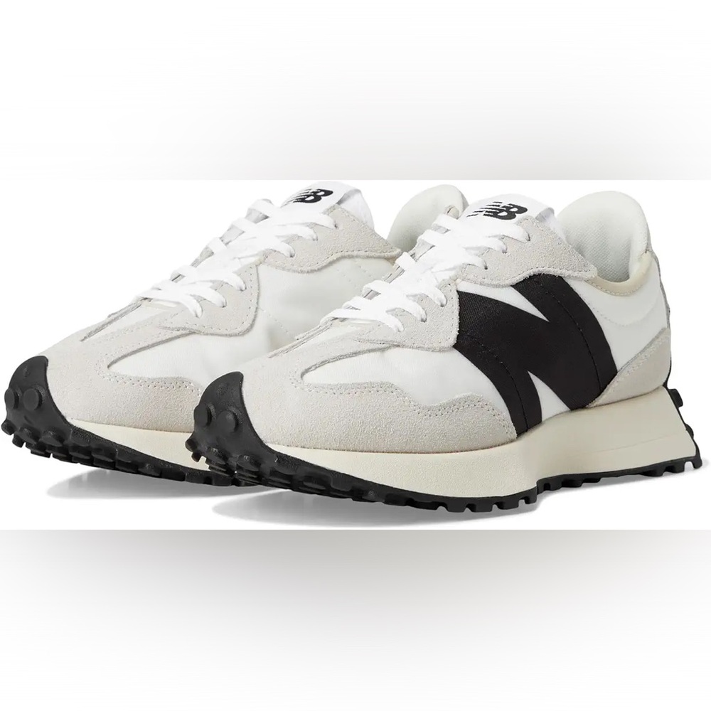New Balance 327 Sneakers